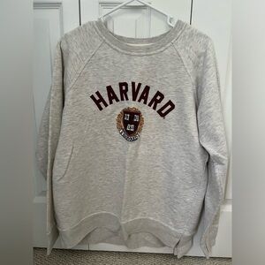 Harvard Crew Neck
